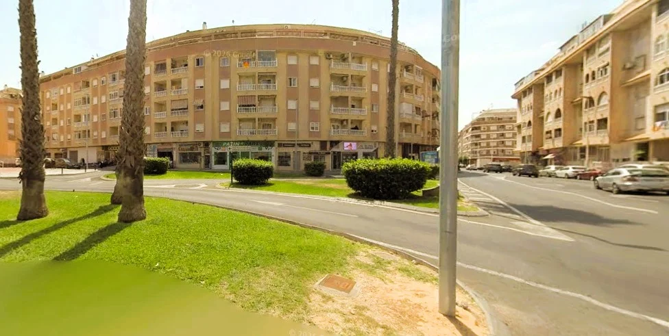 Alquiler local comercial parque de las Naciones - Ref. REF-4454C5 - alquilerenalicante.com