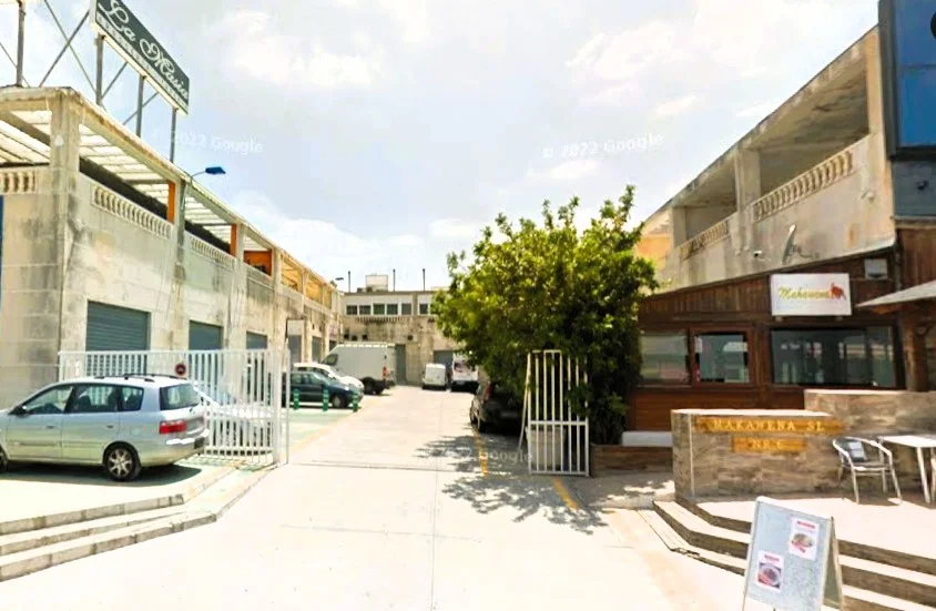 Alquiler local 150 m2 polígono casa grande Torrevieja - Ref. REF-540B29 - alquilerenalicante.com
